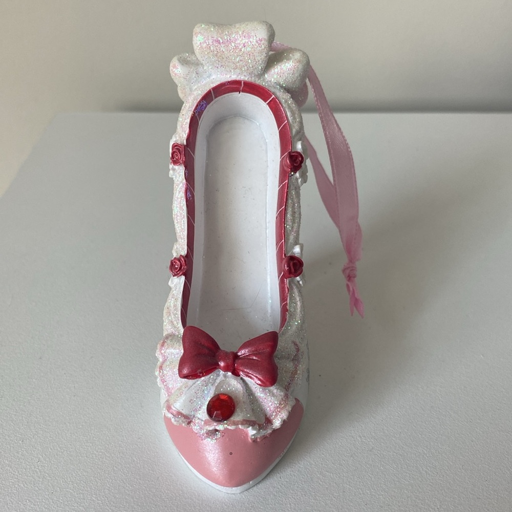 Disney Parks Mary Poppins shoe ornament - Picture 2 of 5